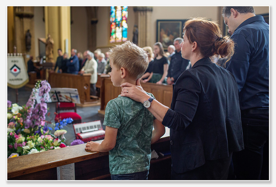 Troost tijdens de uitvaart
