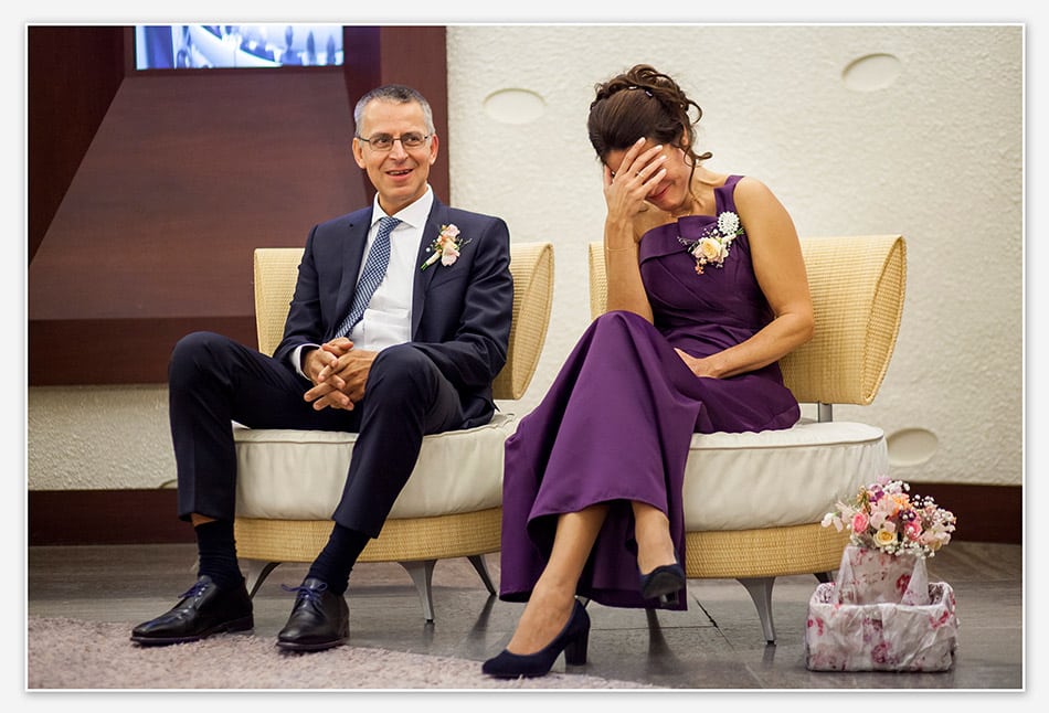 Bruidspaar in het stadhuis van Eindhoven