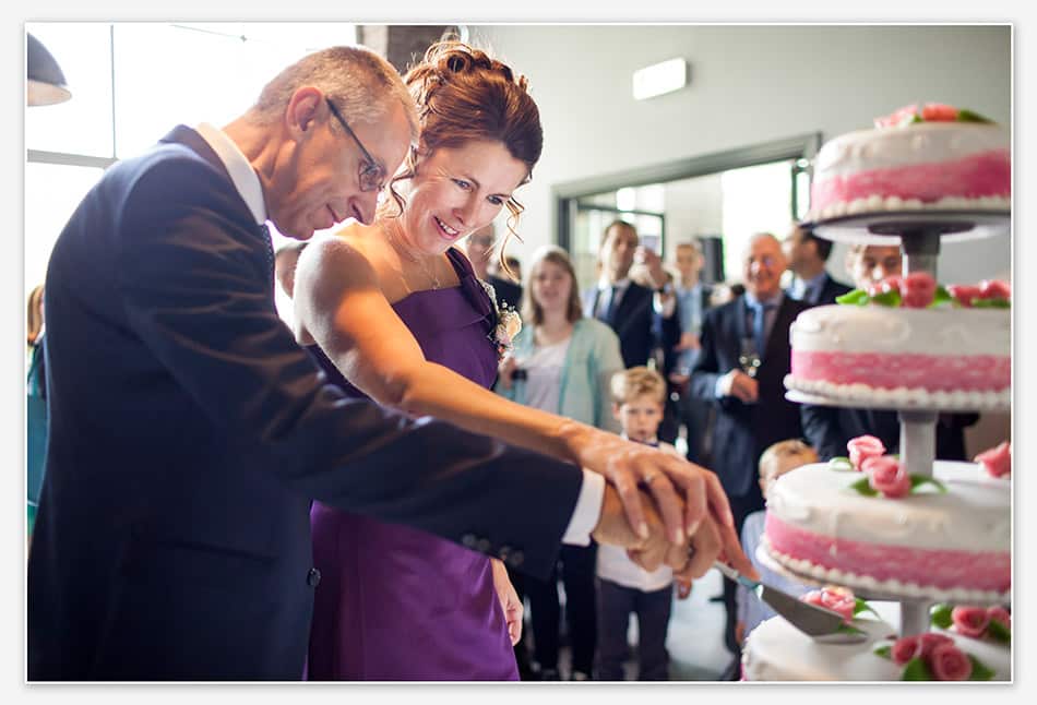 Taart aansnijden in het Ketelhuis