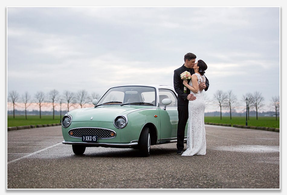 Trouwauto bij Klooster Bethlehem