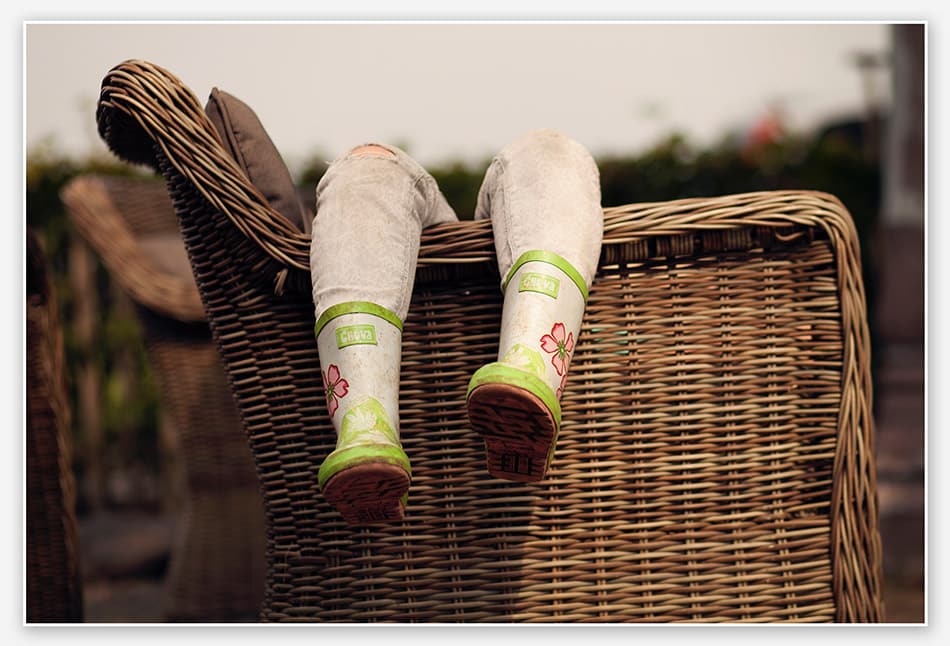 Bruidsmeisje in rubberlaarzen