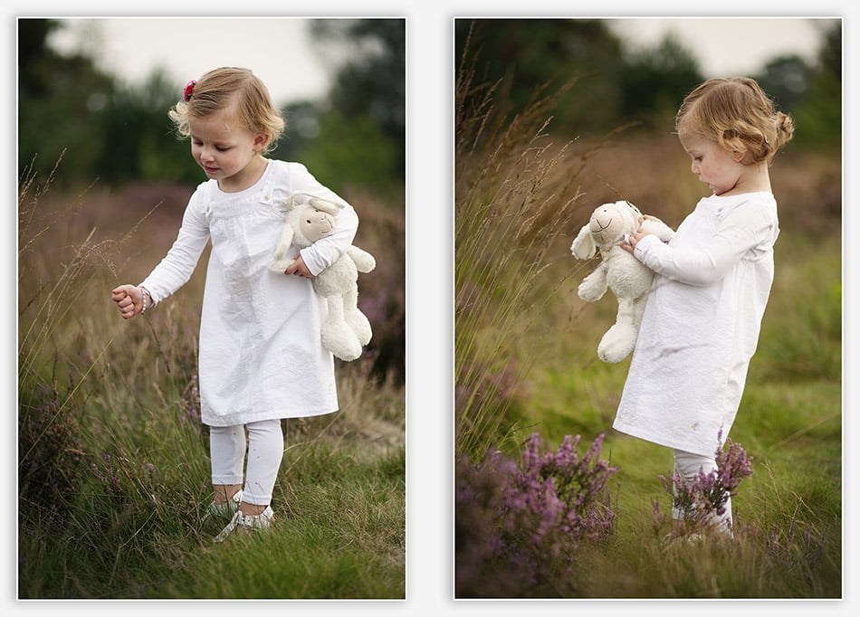 Meisje met haar knuffelkonijn