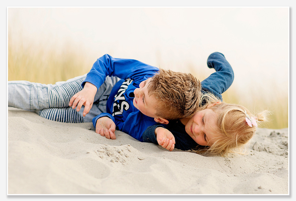 Stoeien tijdens de familiefotografie