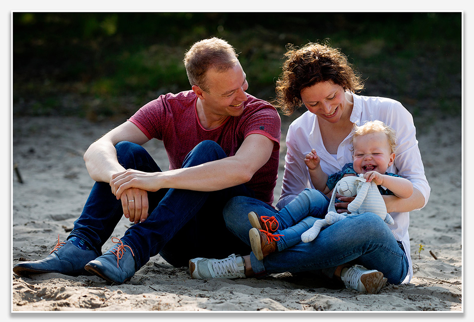 Lekker op schoot voor de foto