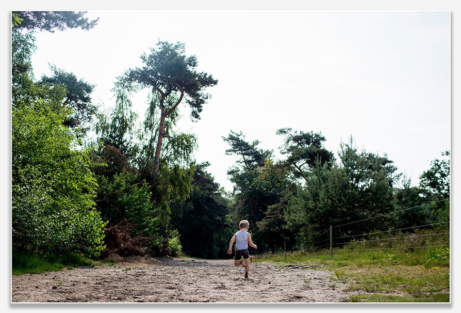 Rennen door de duinen