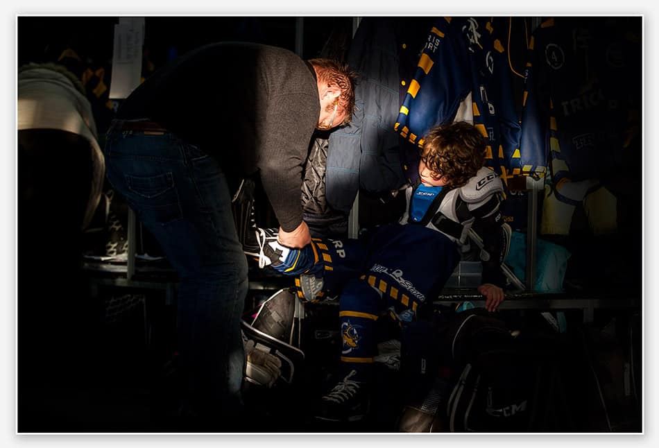 Omkleden voor de ijshockeywedstrijd