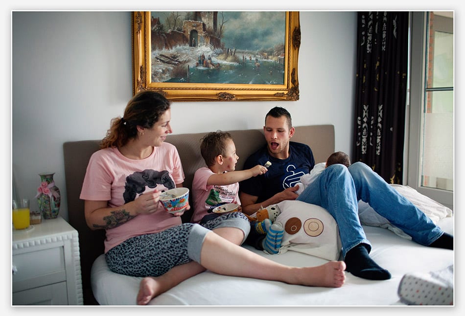 Tussendoortje op bed