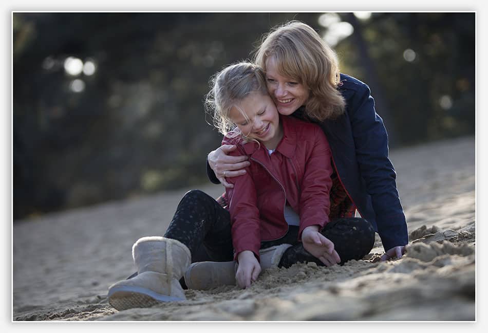 Portretfotografie_Udenhout Knuffelen in het zand van de Drunense Duinen