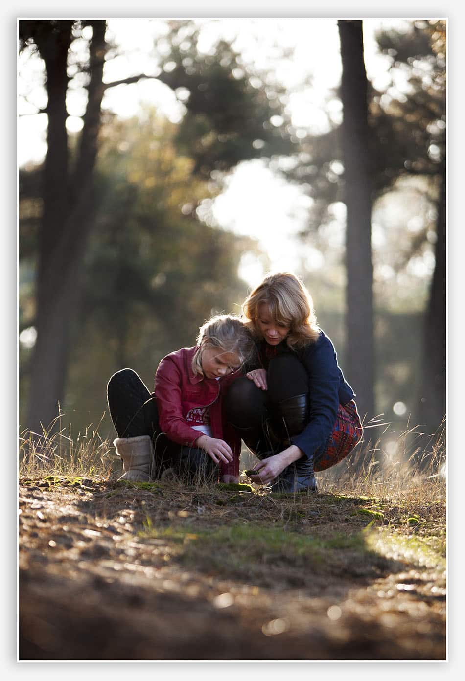 Portretfotografie_Udenhout Moeder en Dochter in het bos