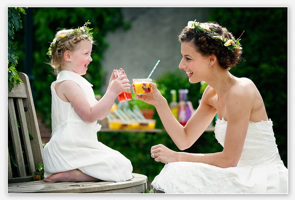 Bruid en bruidsmeisje