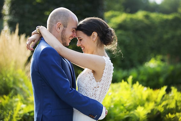 Trouwfotografie_Soulmates Images_01_bruidspaar tijdens de fotoshoot