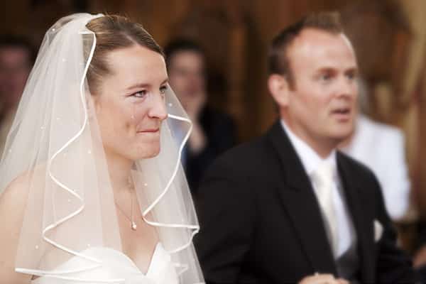 Trouwfotografie_Soulmates Images_03_traan tijdens de trouwceremonie