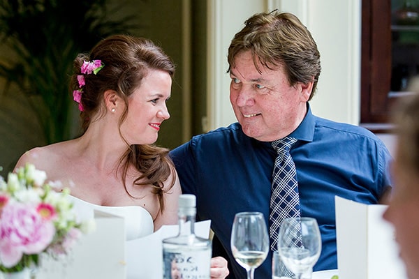 Trouwfotografie_Soulmates Images_08_trotse vader van de bruid