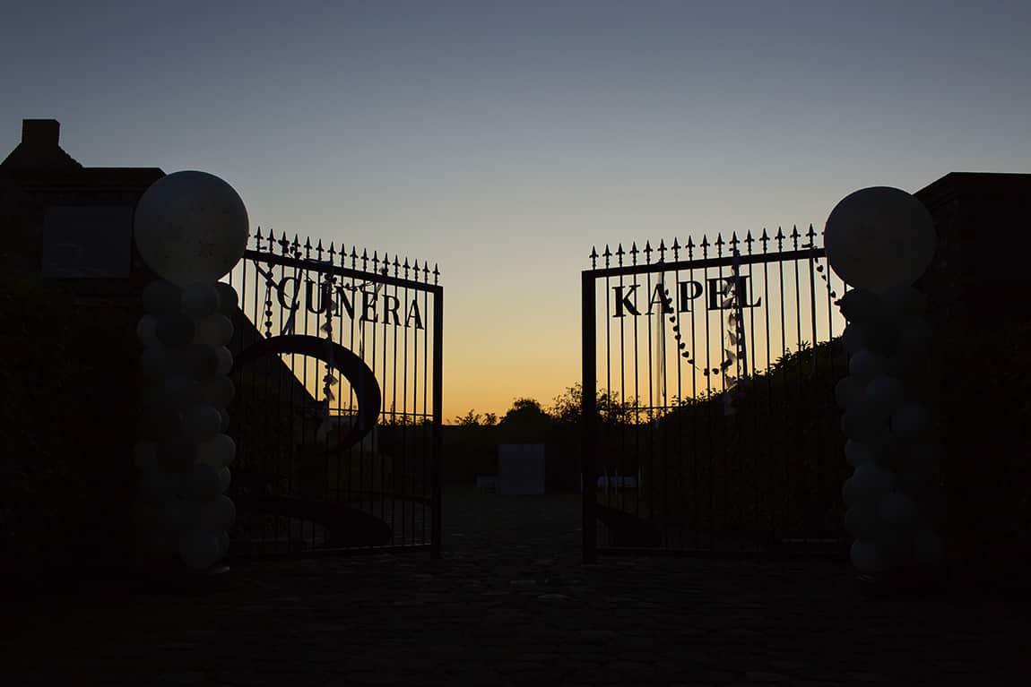 Cunera Kapel bij zonsondergang