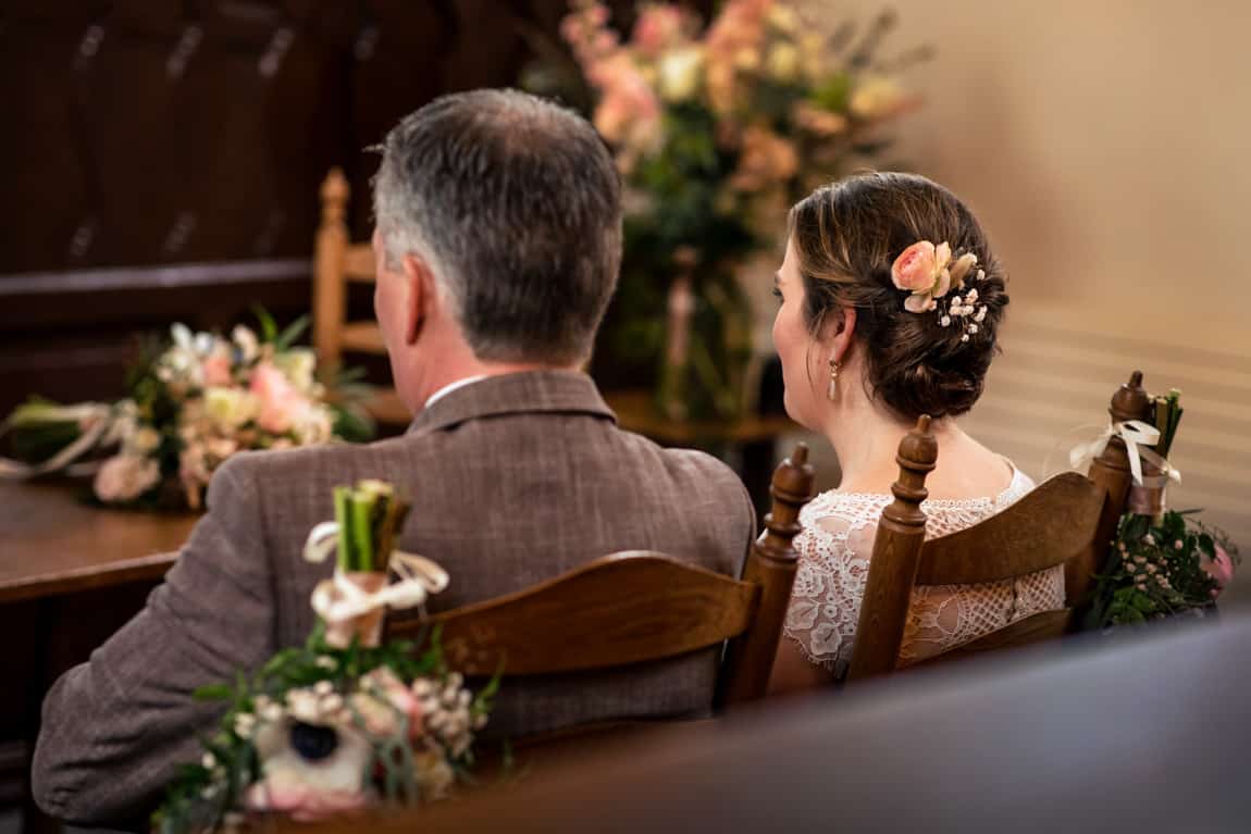 Bruidspaar tijdens ceremonie door Soulmates Images