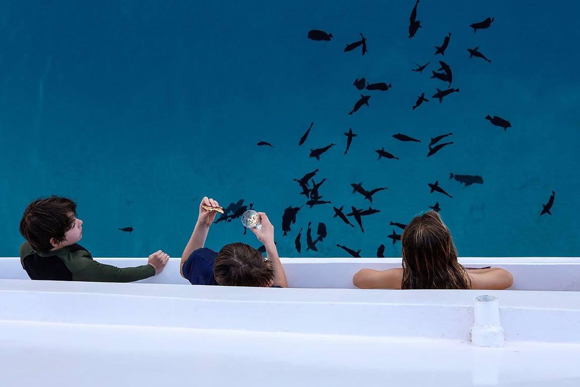 Genieten van het leven op een boot