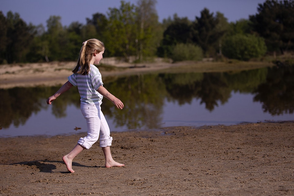 Duinwandeling op blote voeten