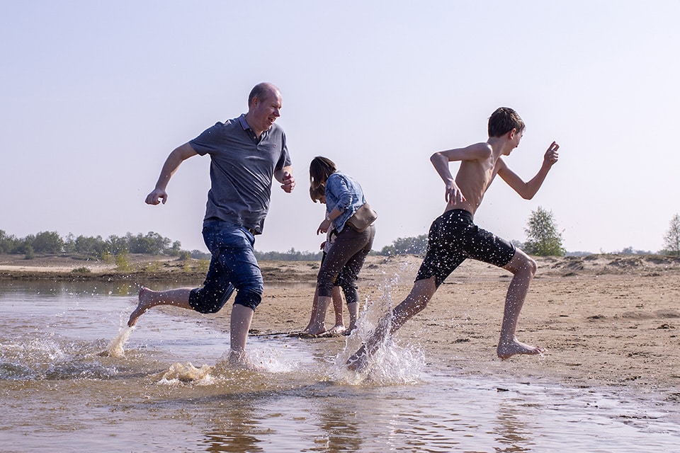 Waterpret met de familie